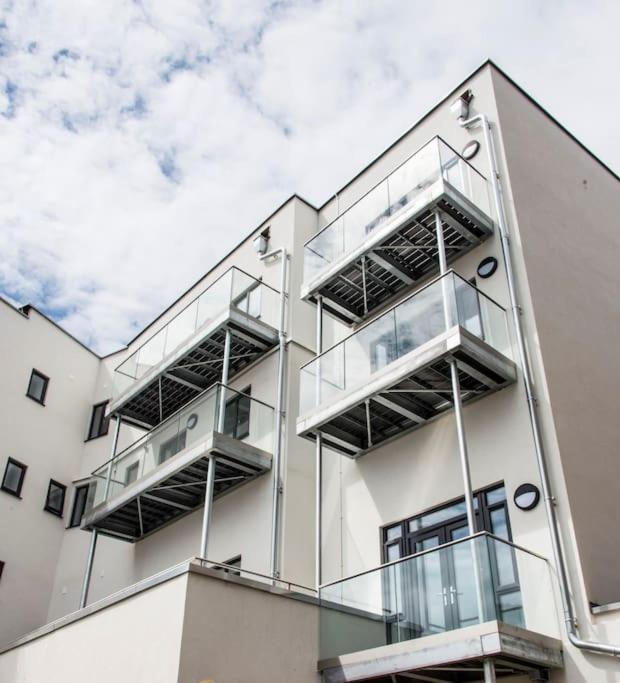 Modern Apartment With Stunning Sea View Weston-super-Mare Exterior foto